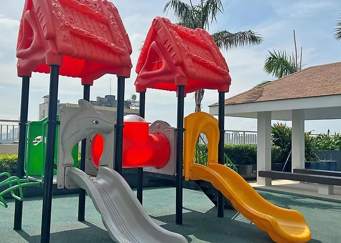Cozy Two-bedroom Suite, Coast Residences, Pasay