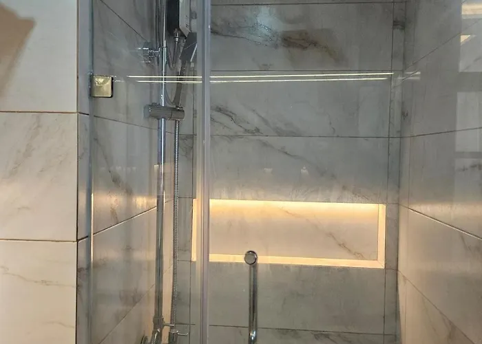 Cozy Two-bedroom Suite, Coast Residences, Pasay Apartment